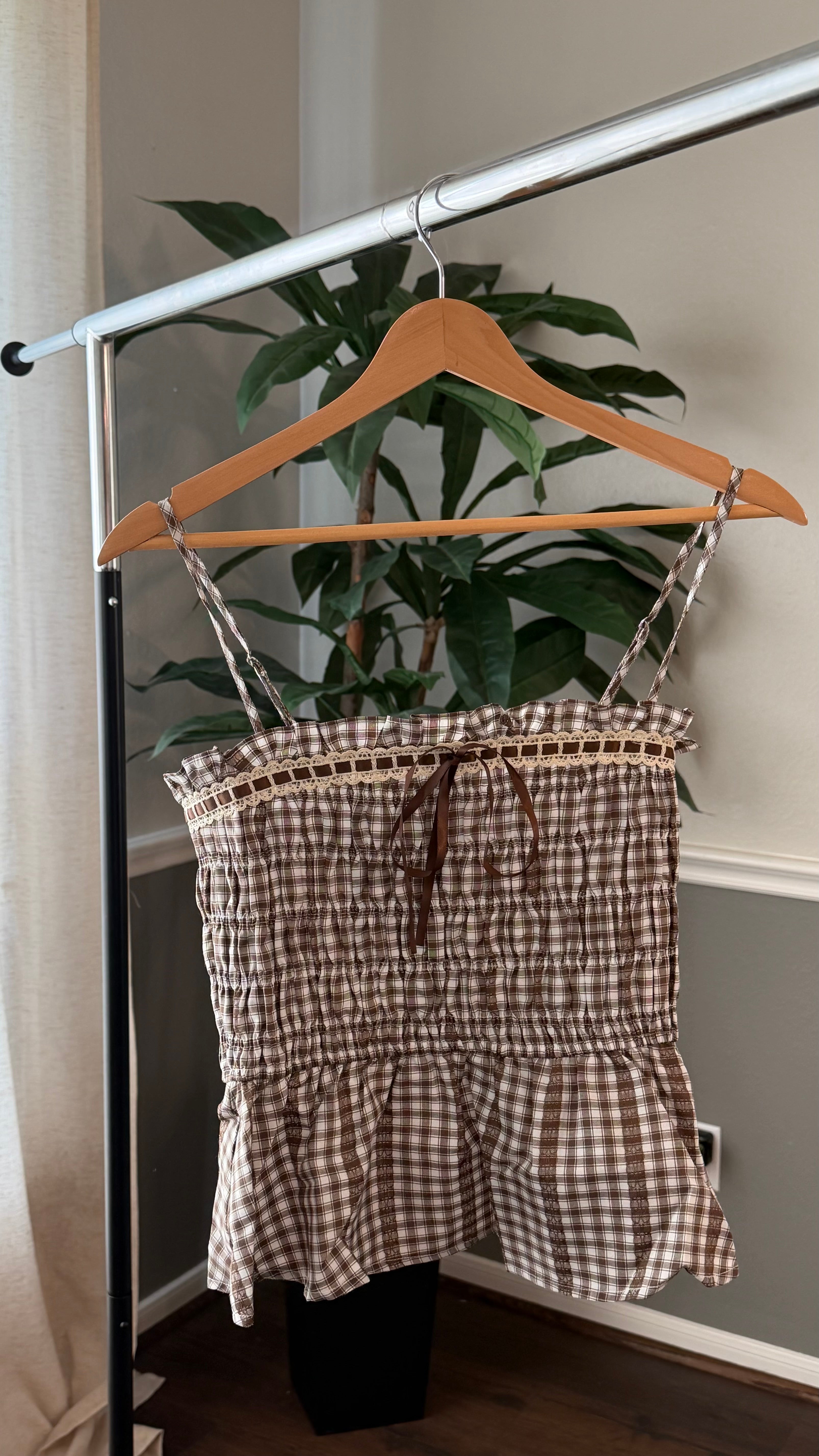 Brown Sugar Bow Top