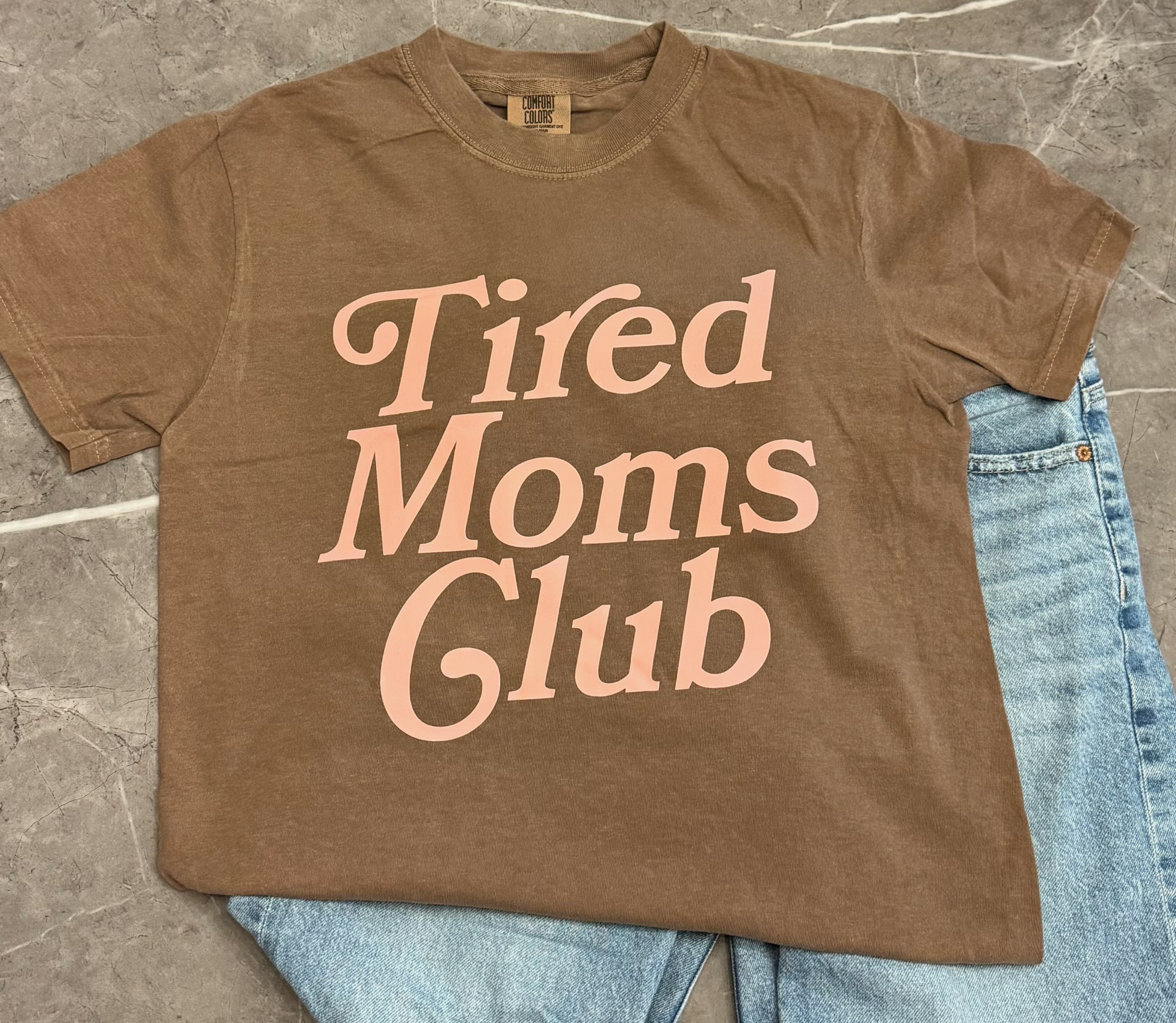 Tired Moms Club T-shirt Brown